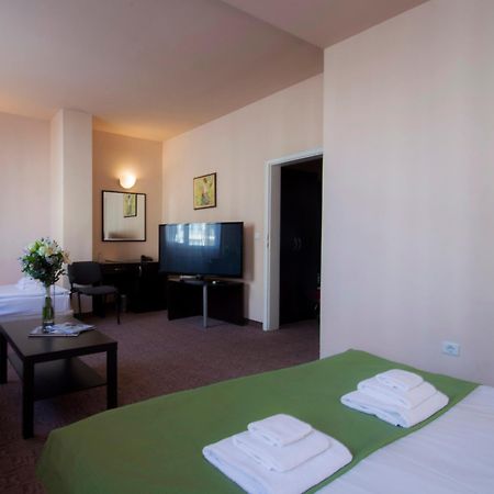 Hotel City Inn โซเฟีย ภายนอก รูปภาพ