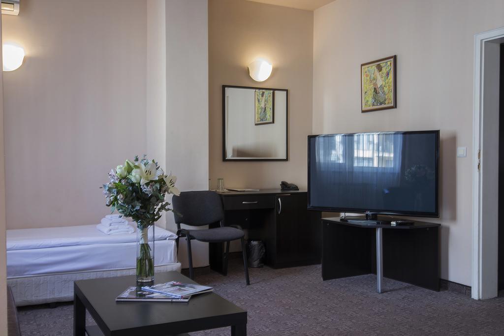 Hotel City Inn โซเฟีย ภายนอก รูปภาพ